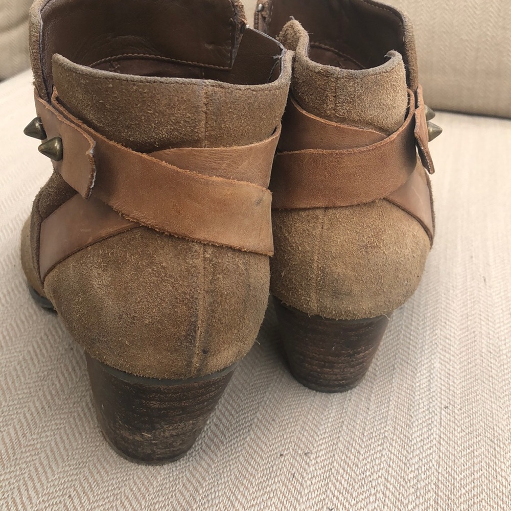 Booties - Picture 4 of 5